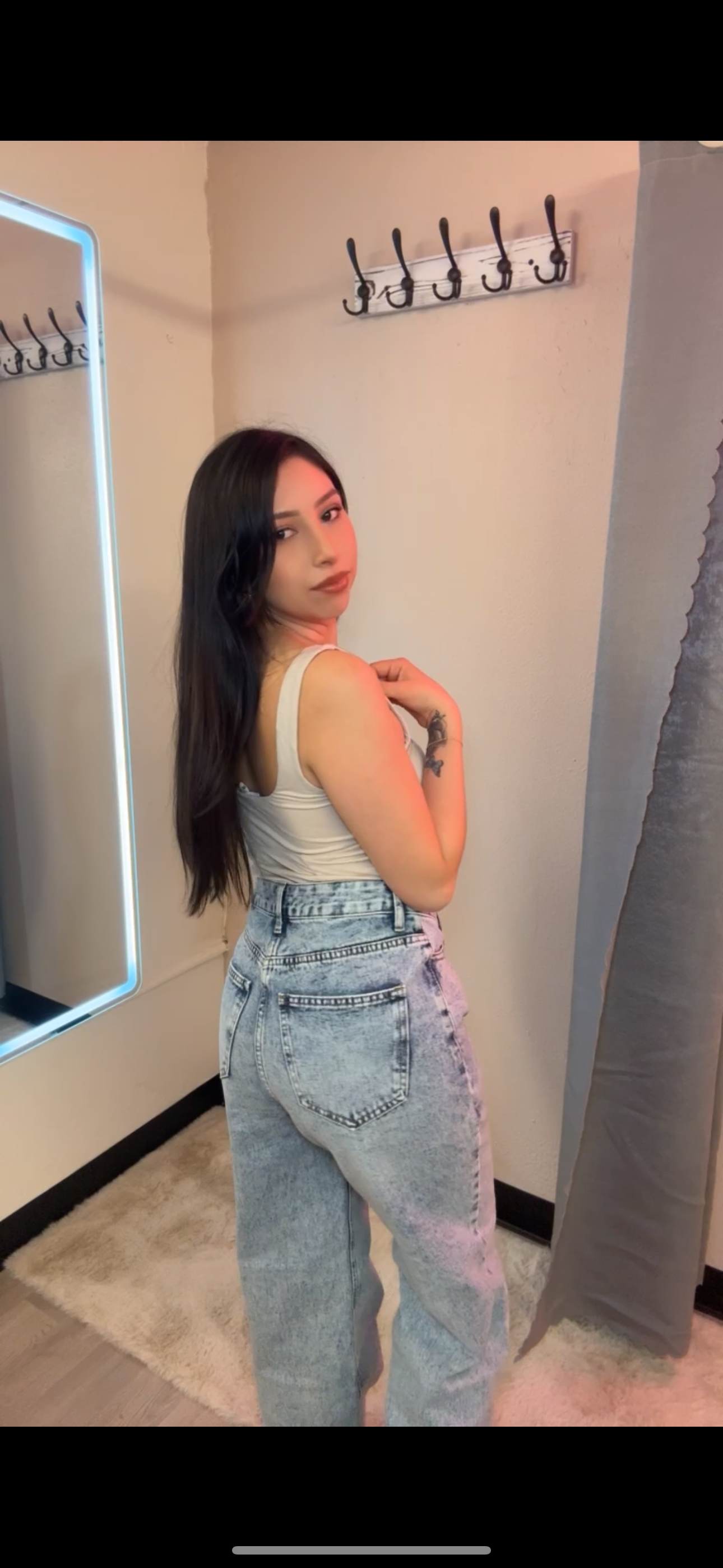 Mid Rise Denim mom jeans